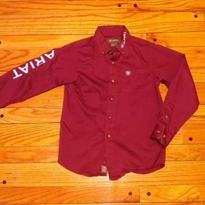 Ariat burgundy button up size 7 boys